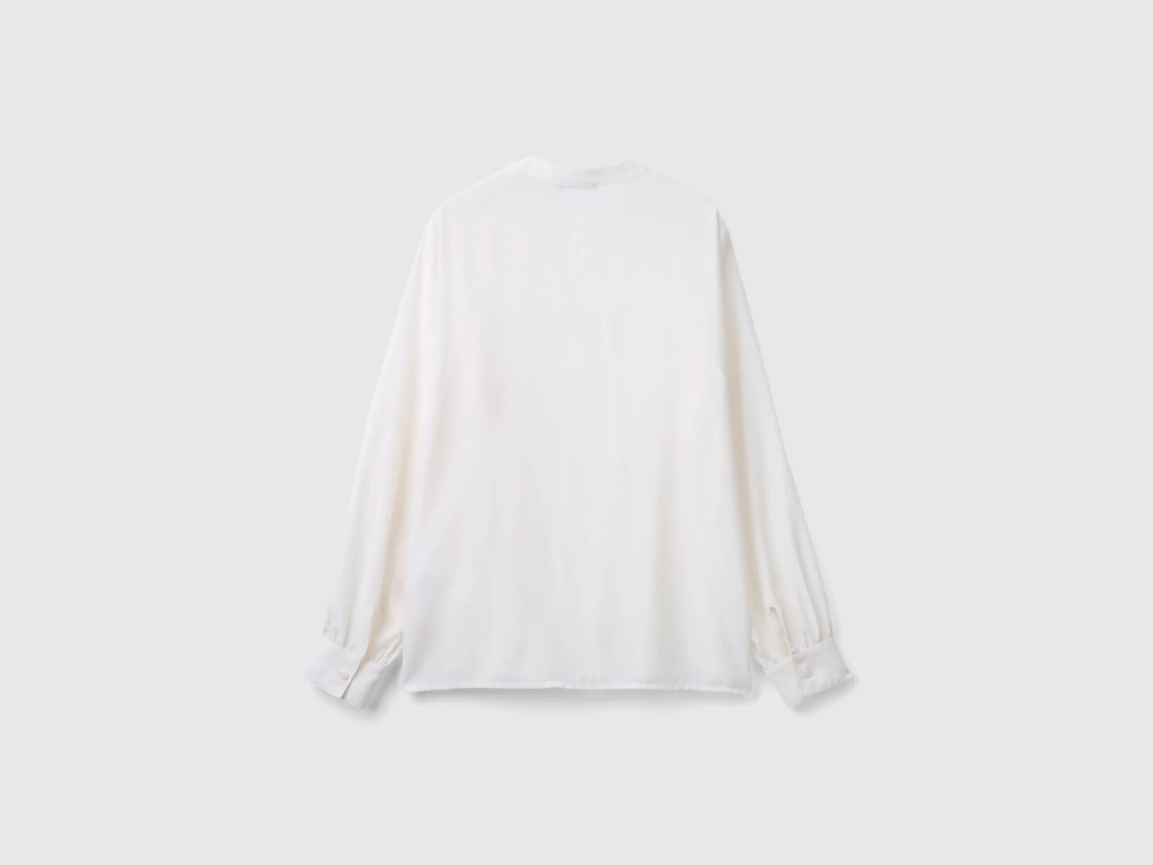 Shirt with Henley neck