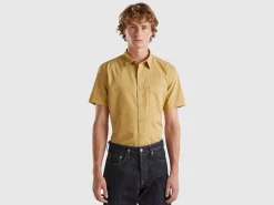 Shirt with pocket