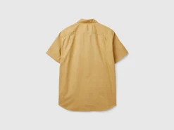 Shirt with pocket