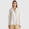 Shirt with V-neck
