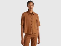 Short shirt in pure linen