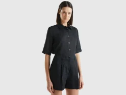 Short shirt in pure linen