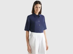 Short shirt in pure linen