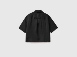 Short shirt in pure linen