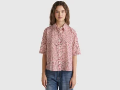 Short sleeve patterned shirt