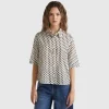 Short sleeve patterned shirt