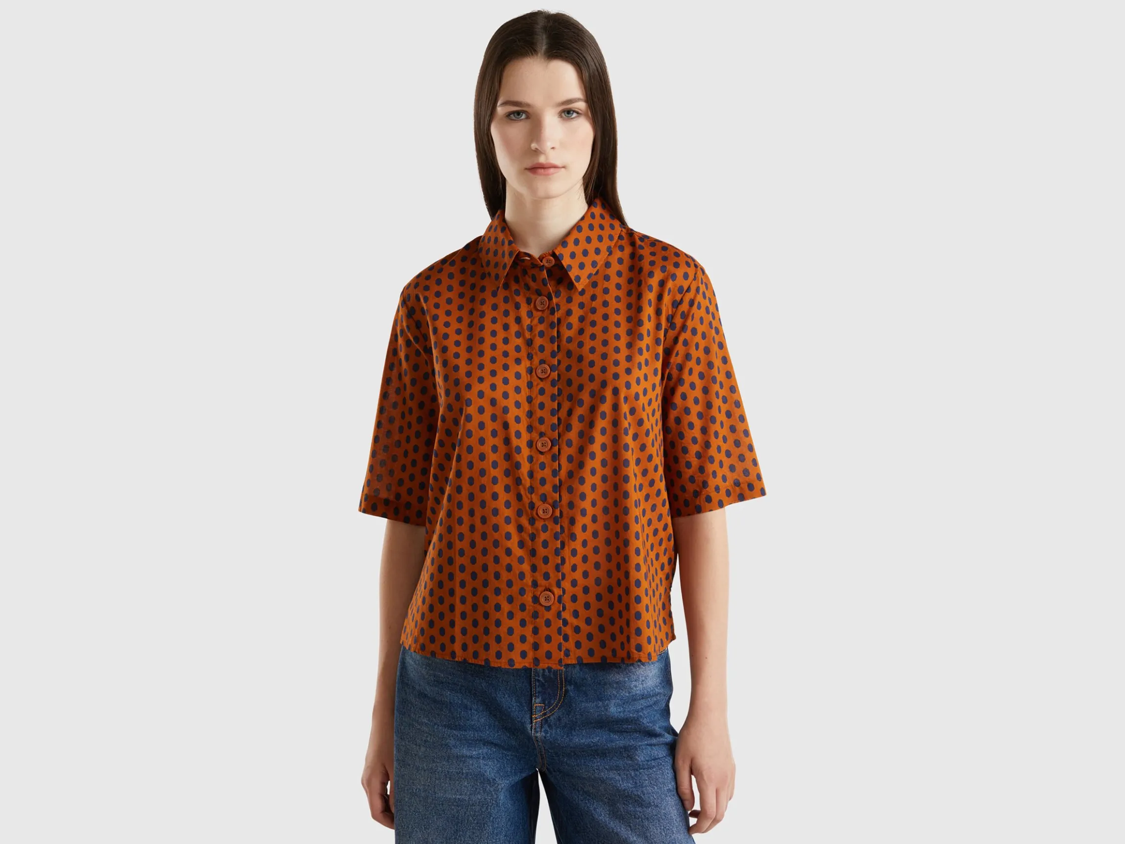 Short sleeve patterned shirt