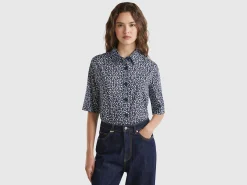 Short sleeve patterned shirt
