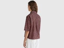 Short sleeve patterned shirt