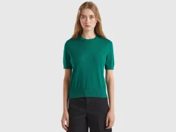 Short sleeve sweater