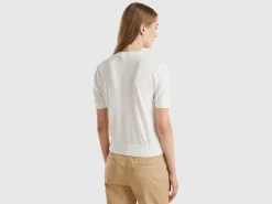 Short sleeve sweater