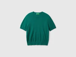 Short sleeve sweater