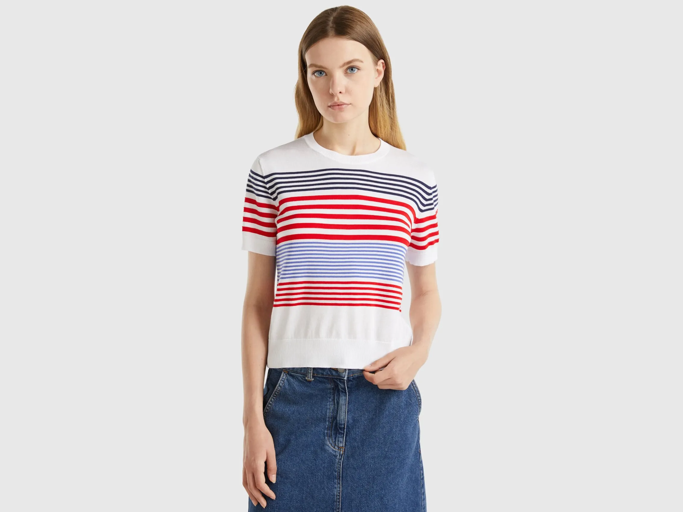 Short sleeve top with stripes