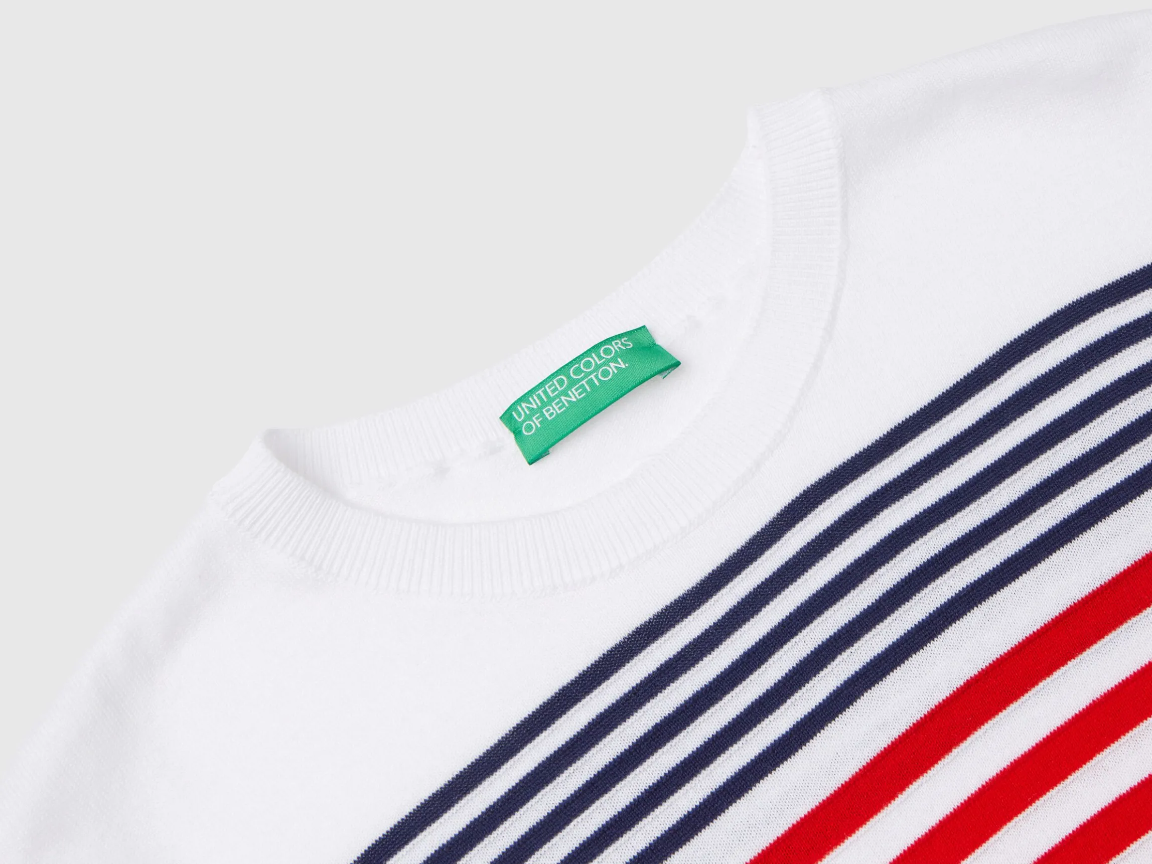 Short sleeve top with stripes