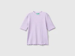 Short sleeve turtleneck t-shirt