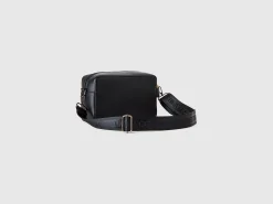 Shoulder bag in imitation leather