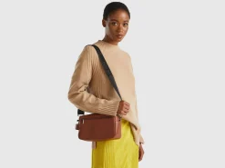 Shoulder bag in imitation leather