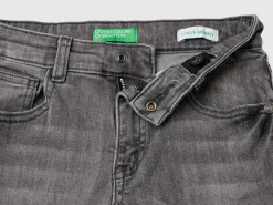 Skinny fit jeans