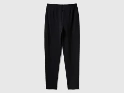 Skinny fit trousers