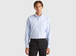 Slim fit button-down shirt