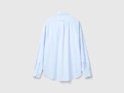 Slim fit button-down shirt