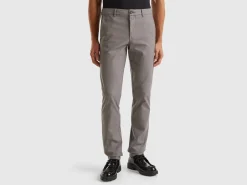 Slim fit chinos in stretch cotton