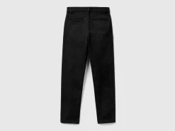 Slim fit chinos in stretch cotton
