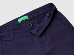 Slim fit chinos in stretch cotton