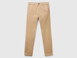 Slim fit chinos in stretch cotton