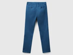 Slim fit chinos in stretch cotton