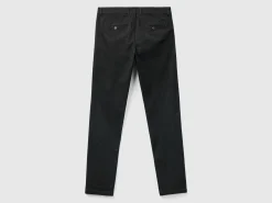 Slim fit chinos in stretch cotton