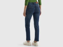 Slim fit high-waisted jeans