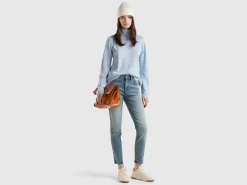 Slim fit high-waisted jeans