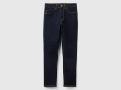 Slim fit high-waisted jeans