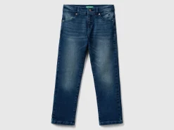 slim fit jeans
