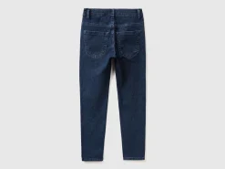slim fit jeans