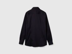 Slim fit shirt
