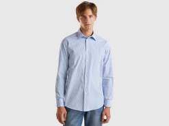 Slim fit striped shirt