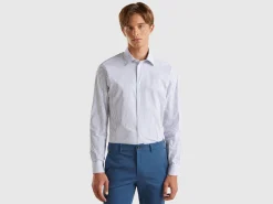 Slim fit striped shirt
