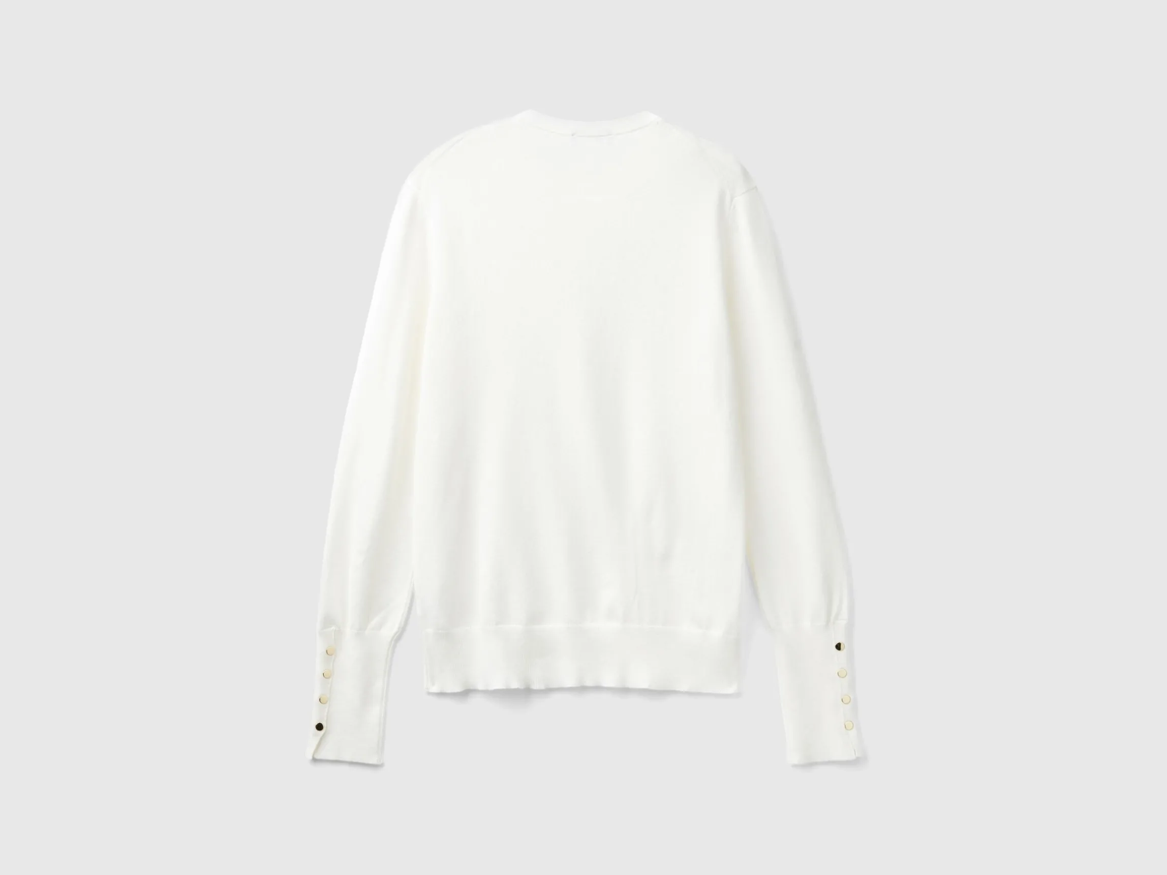 Slim fit sweater in viscose blend
