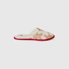 Slippers with biscuit print