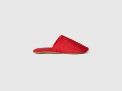 Slippers with case