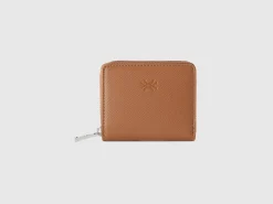 Small zip wallet