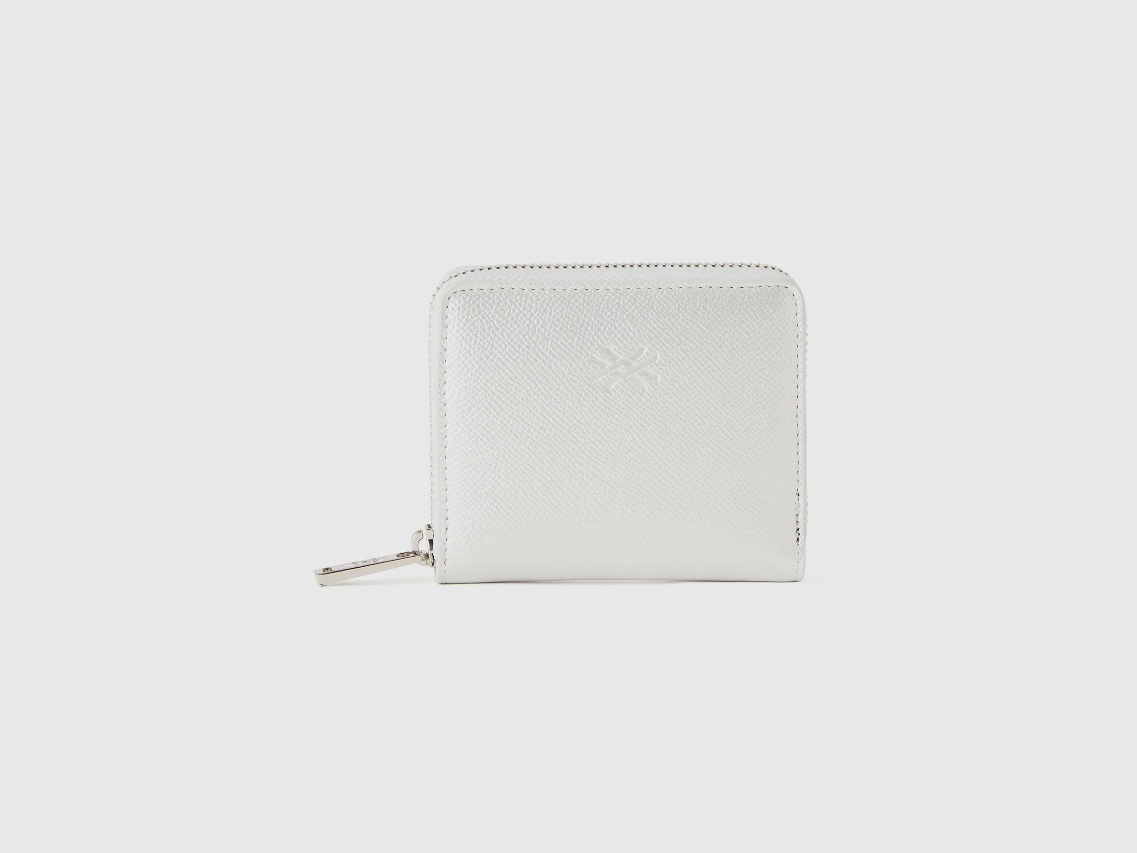Small zip wallet