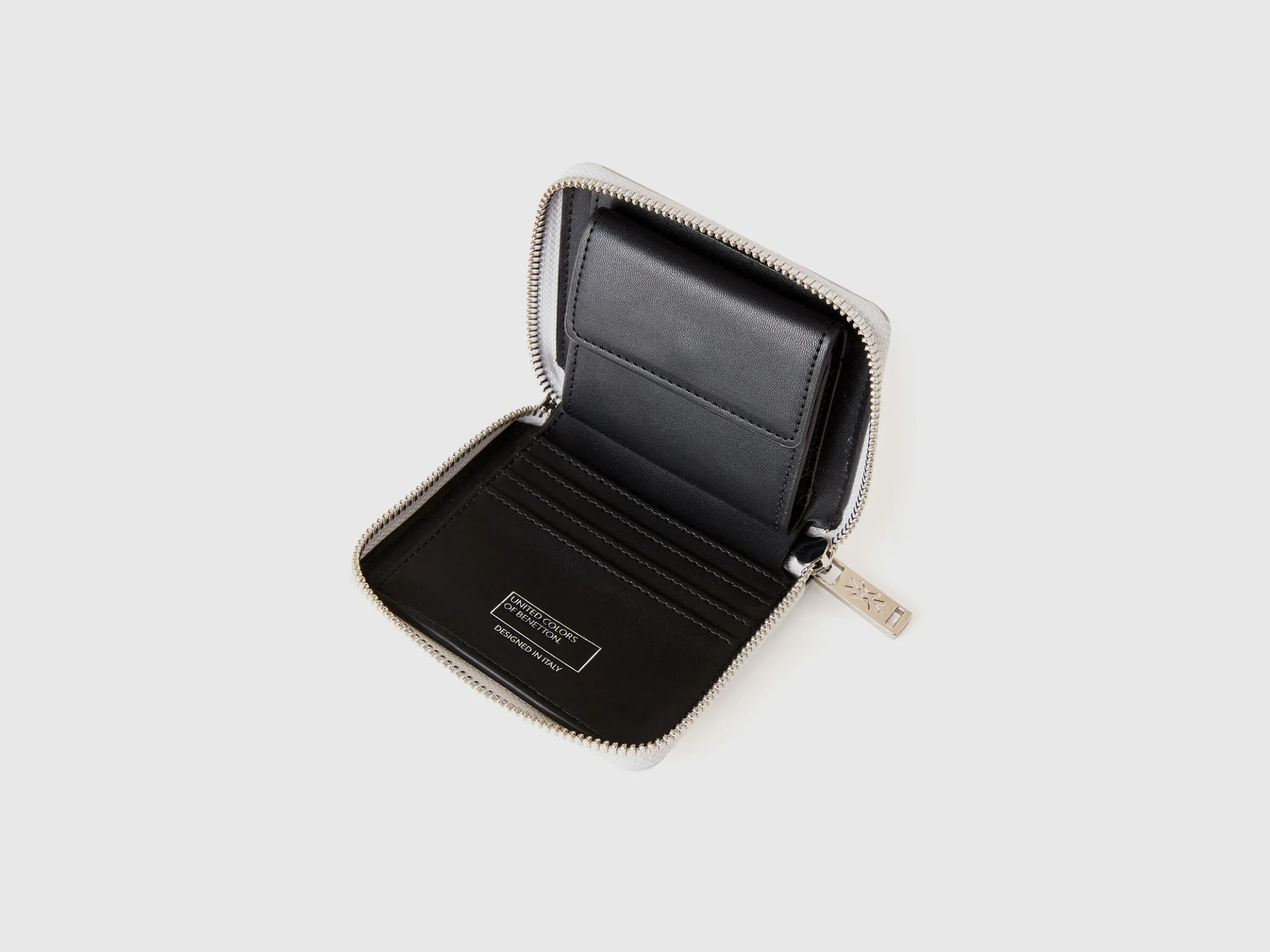 Small zip wallet