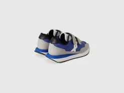 Sneakers in nylon and suede fabric