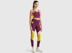 Sports bra top with recycled fabric