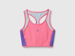Sports bra top with recycled fabric