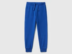 Sporty trousers with drawstring