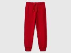 Sporty trousers with drawstring
